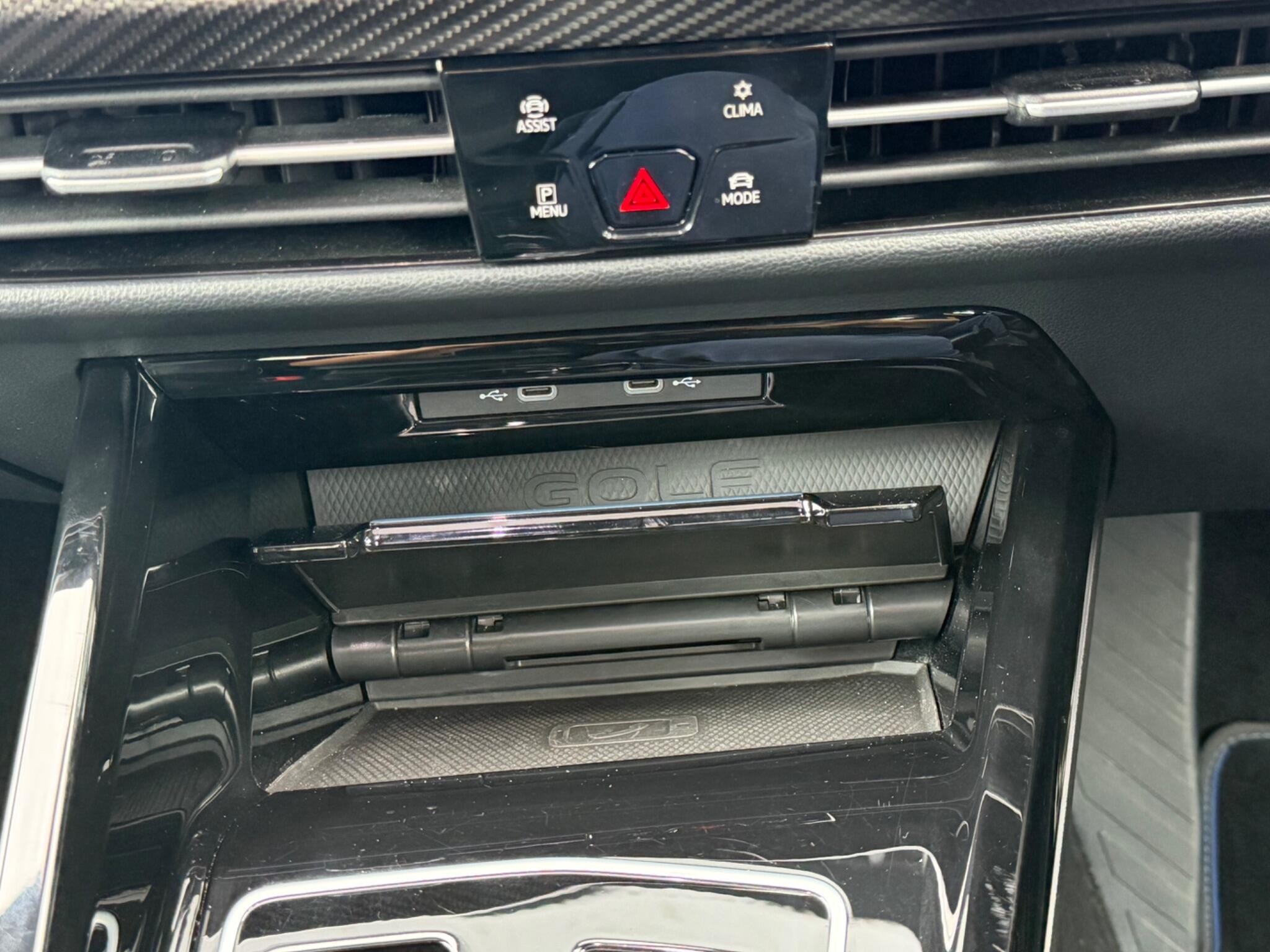 Volkswagen Golf view 19