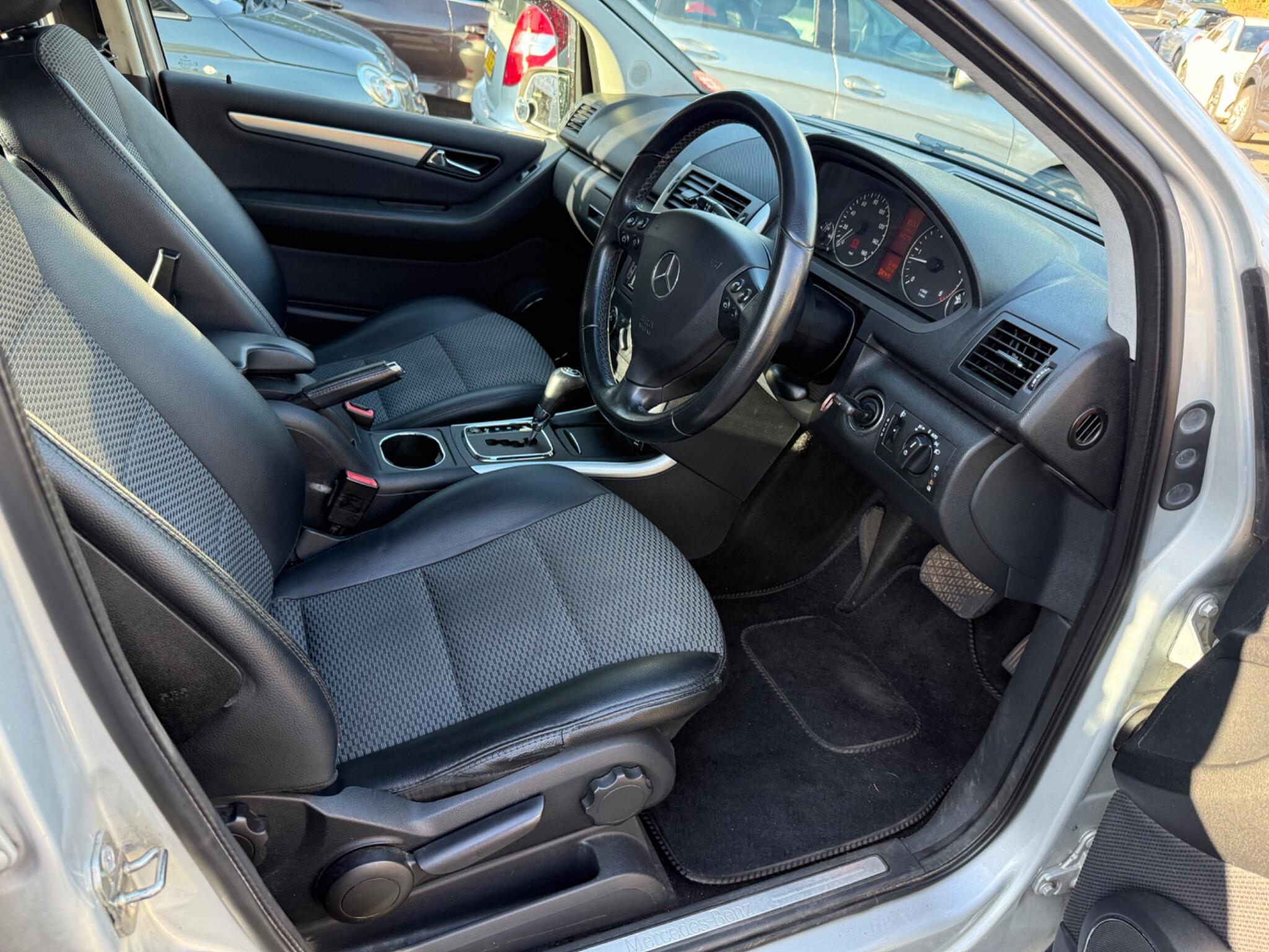 Mercedes-Benz A-Class view 17