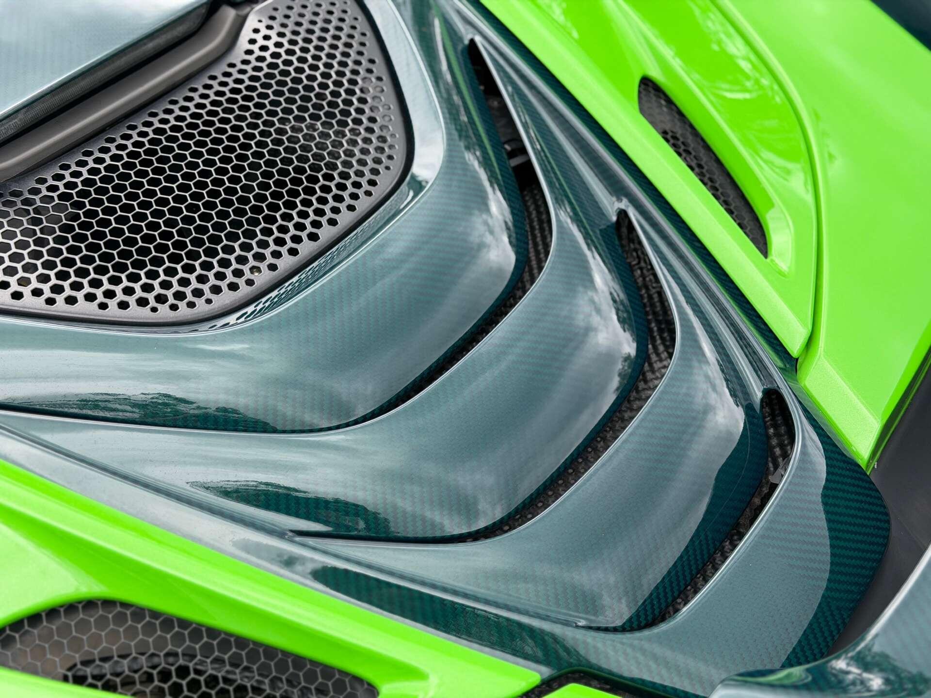 Mclaren 720s view 36