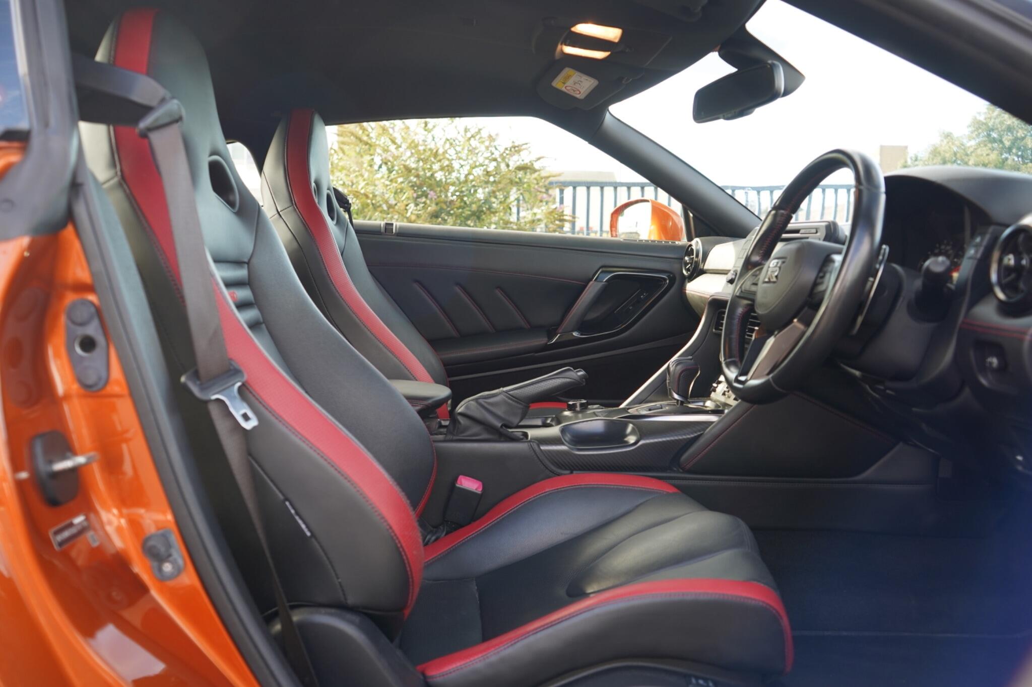 Nissan GT-R view 25