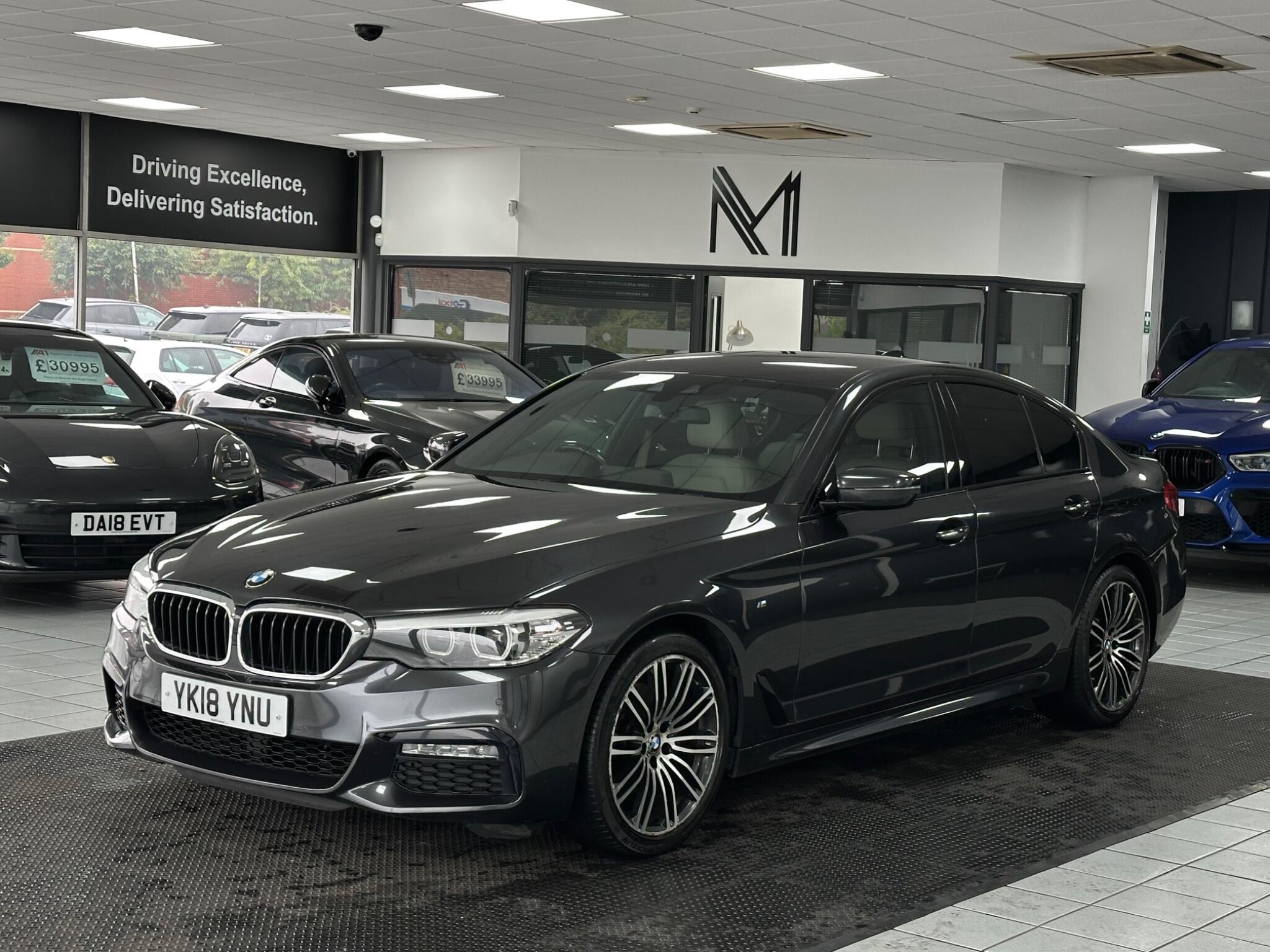 BMW 5 Series view 8
