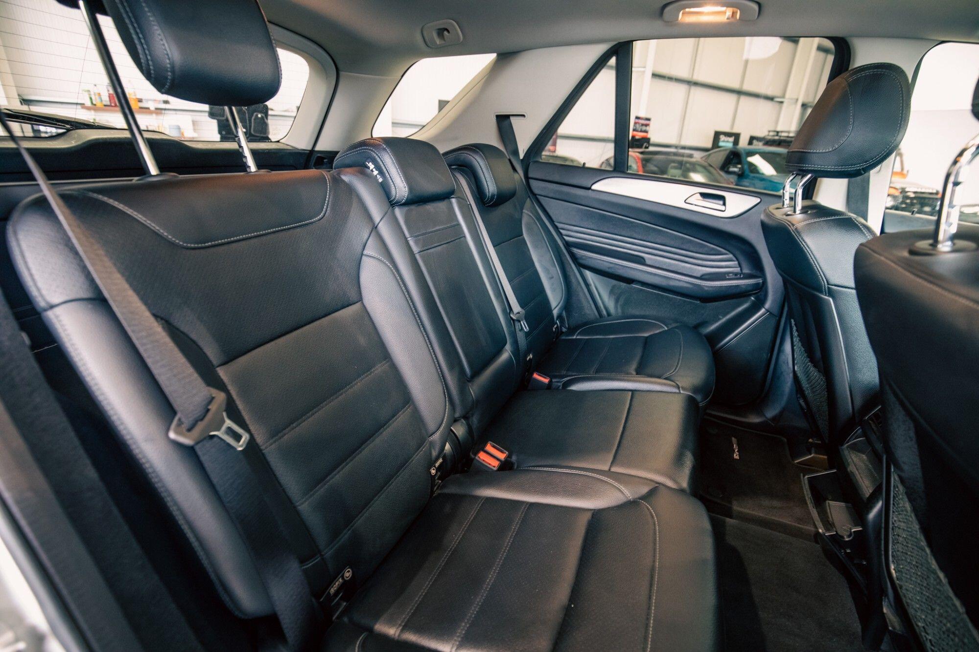 Mercedes-Benz GLE view 9
