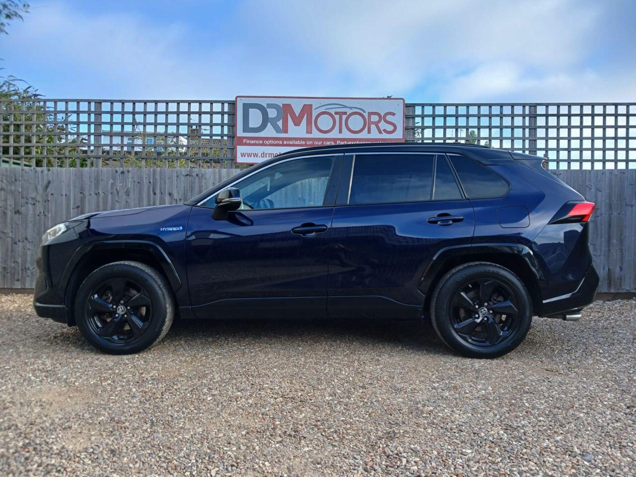 Toyota RAV4 view 9