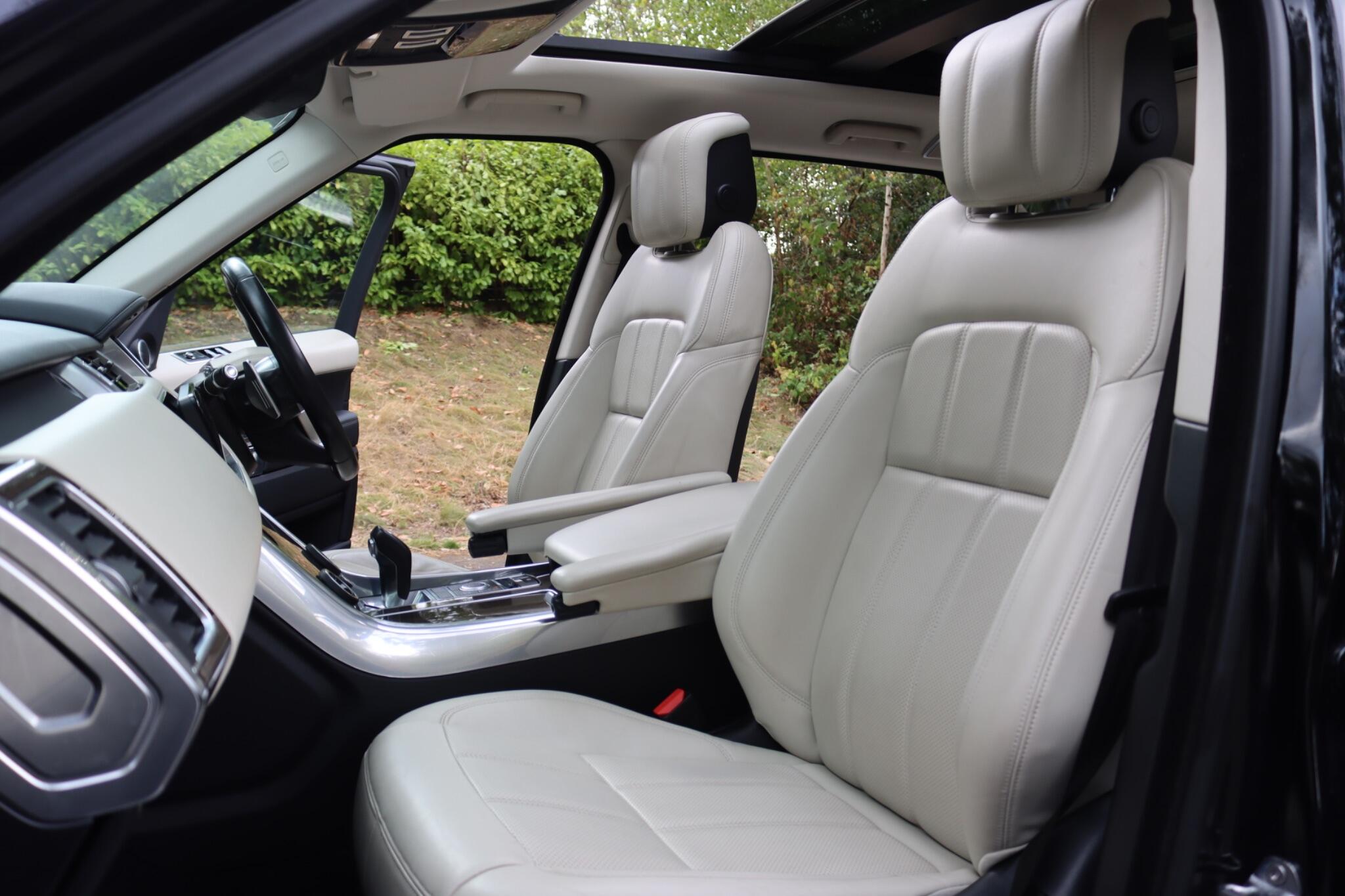 Land Rover Range Rover Sport view 14