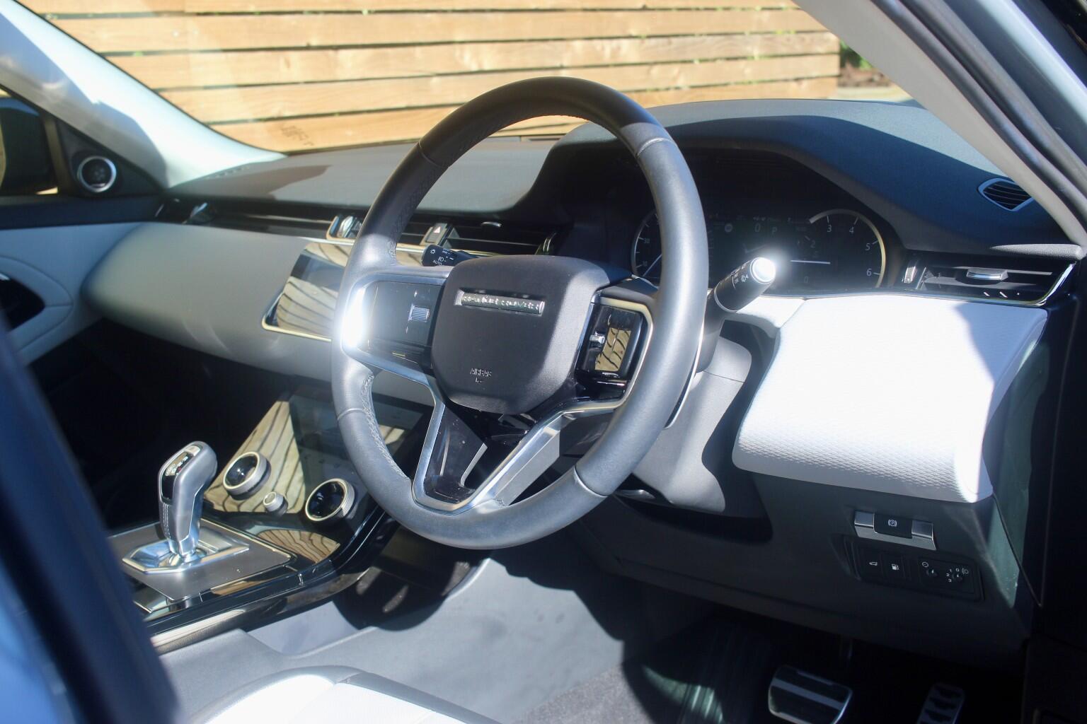 Land Rover Range Rover Evoque view 4