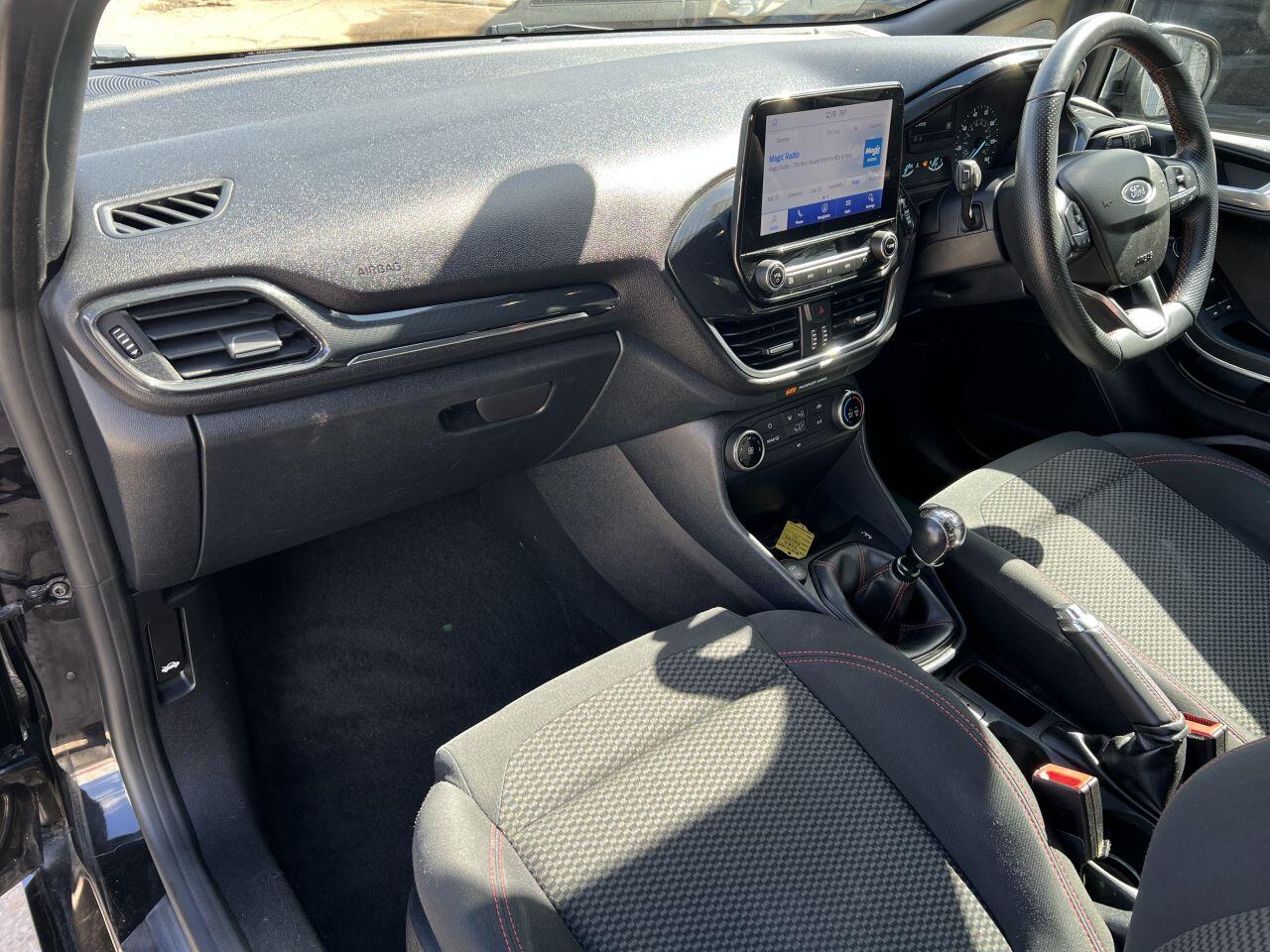 Ford Fiesta view 21