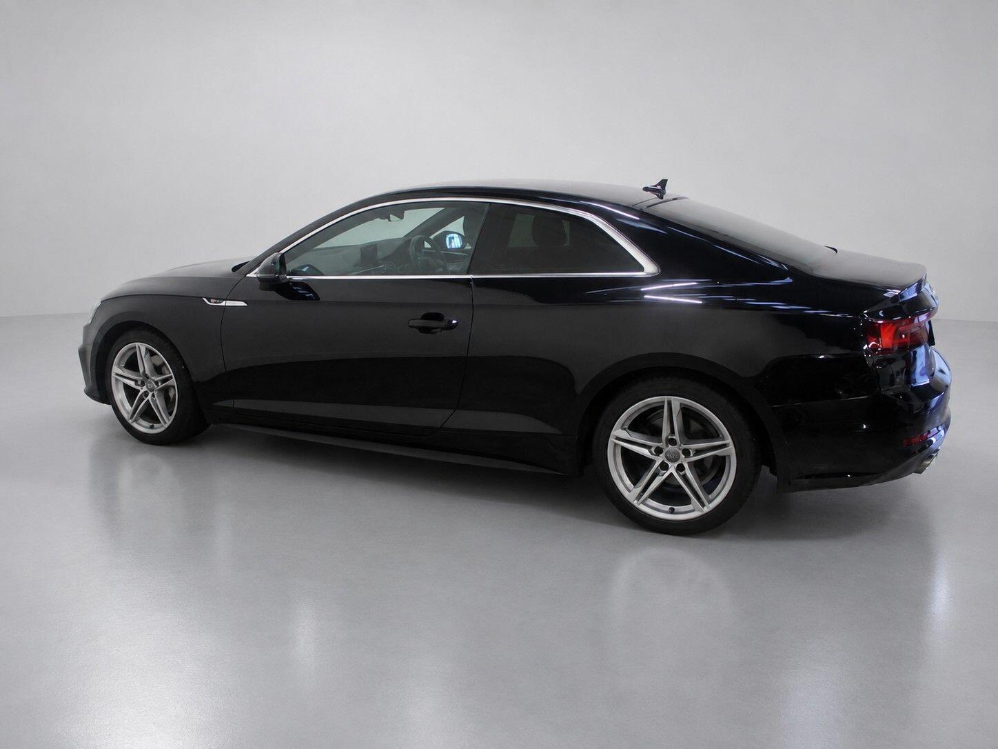 Audi A5 view 10