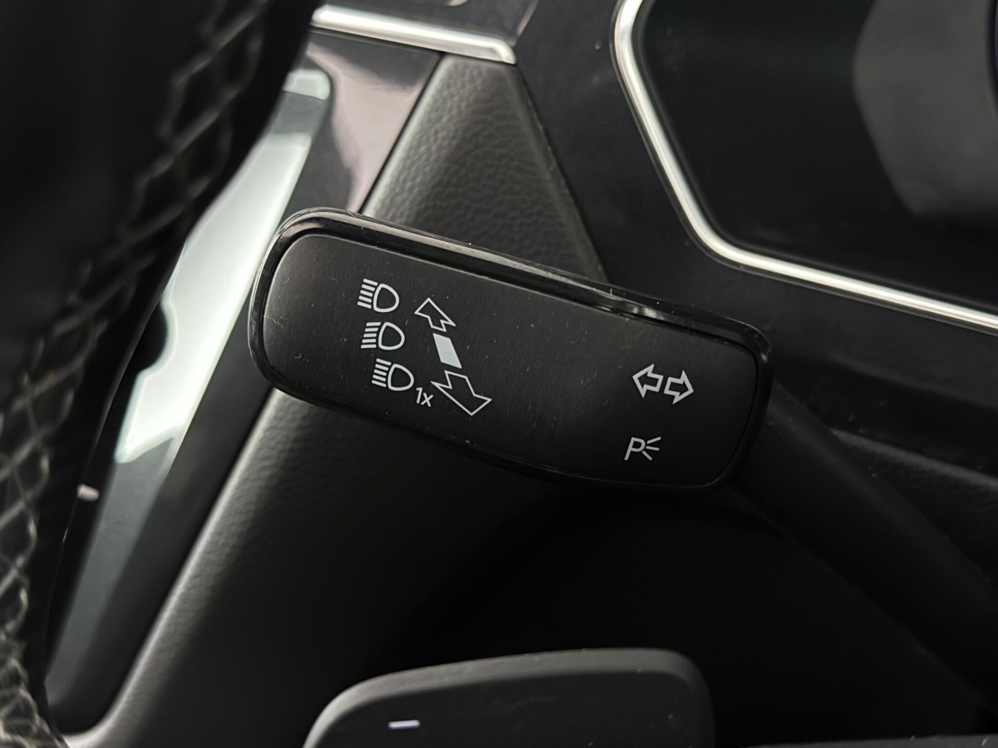Volkswagen Tiguan Allspace view 17