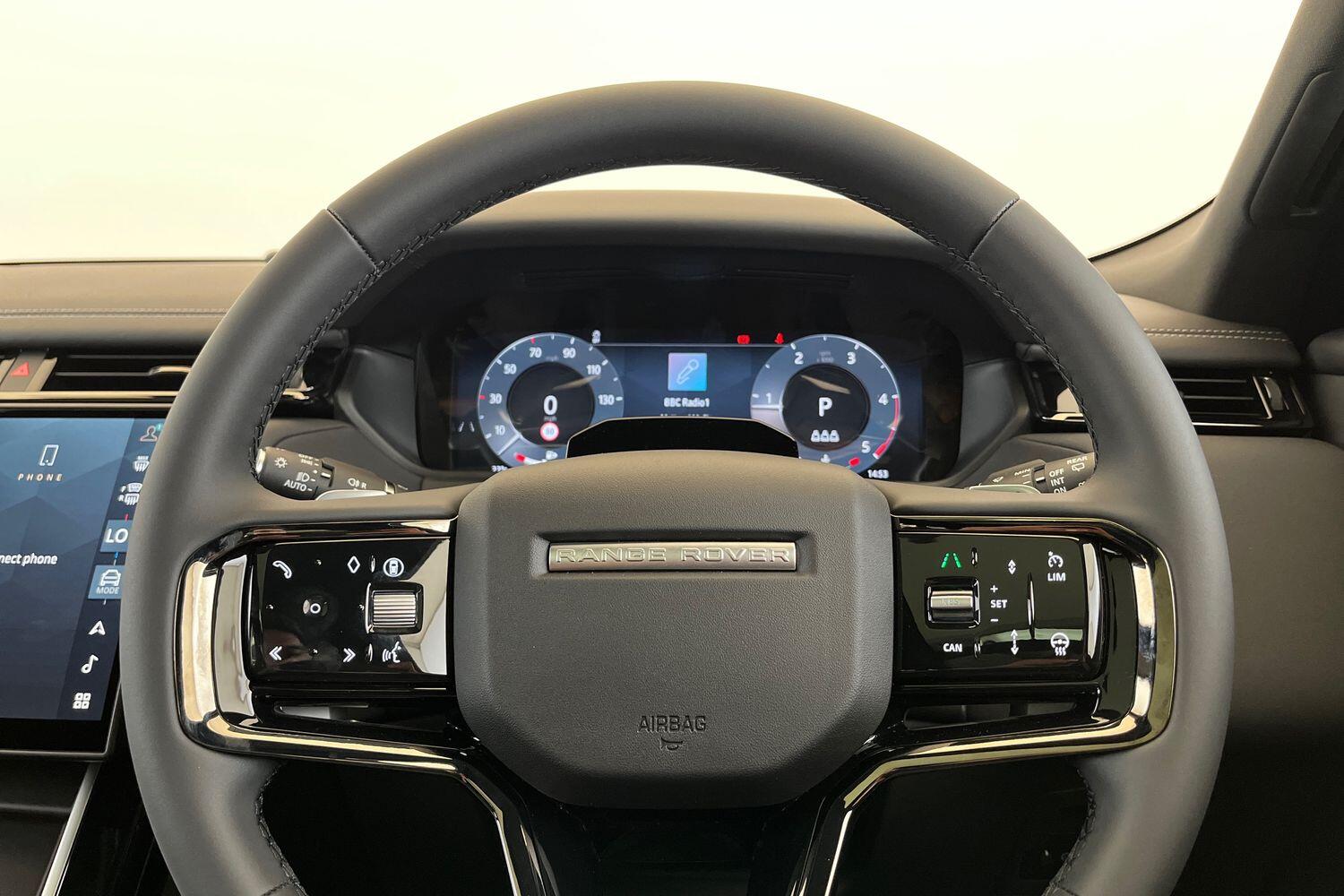 Land Rover Range Rover Velar view 22