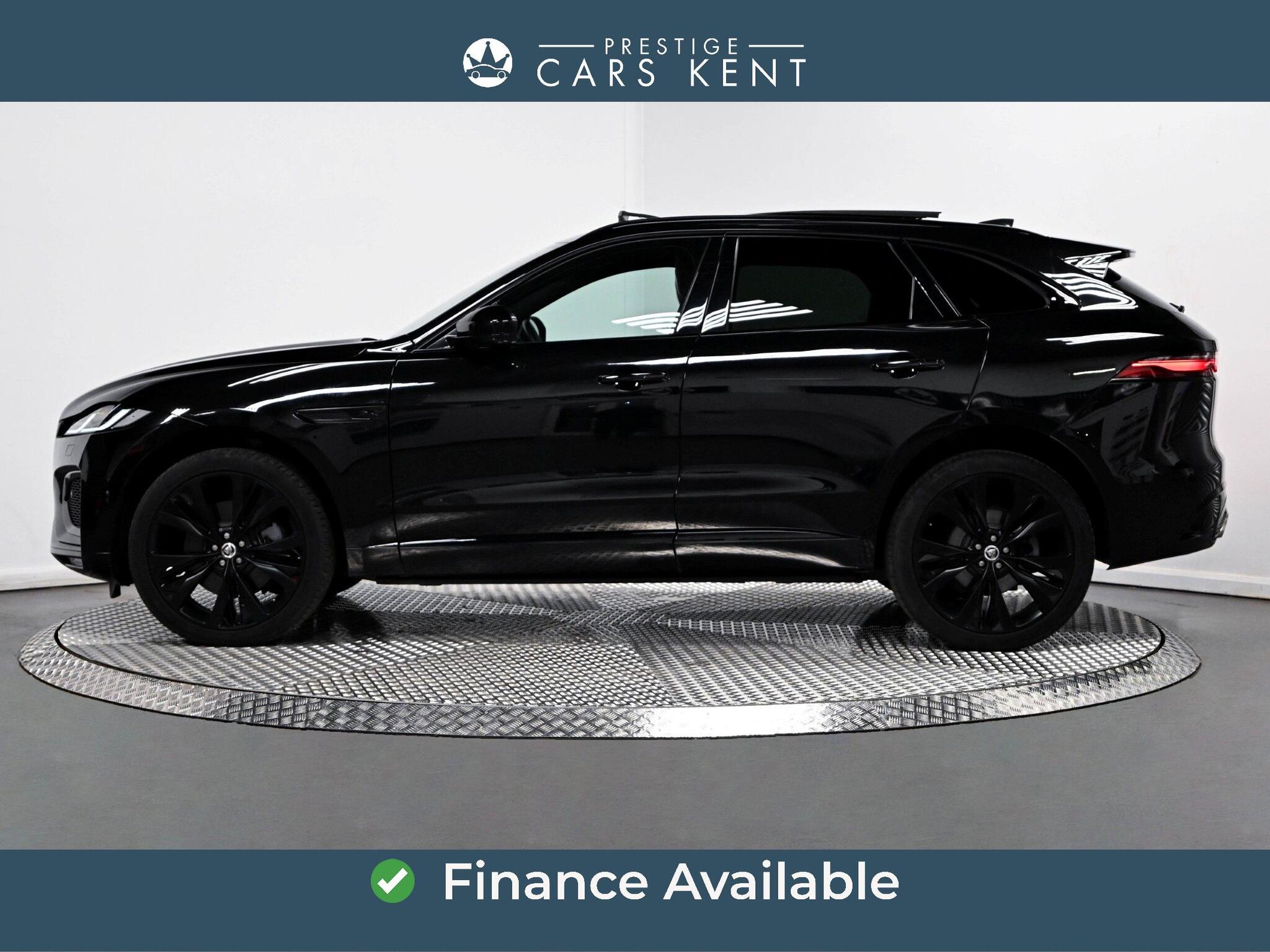 Jaguar F-Pace view 4