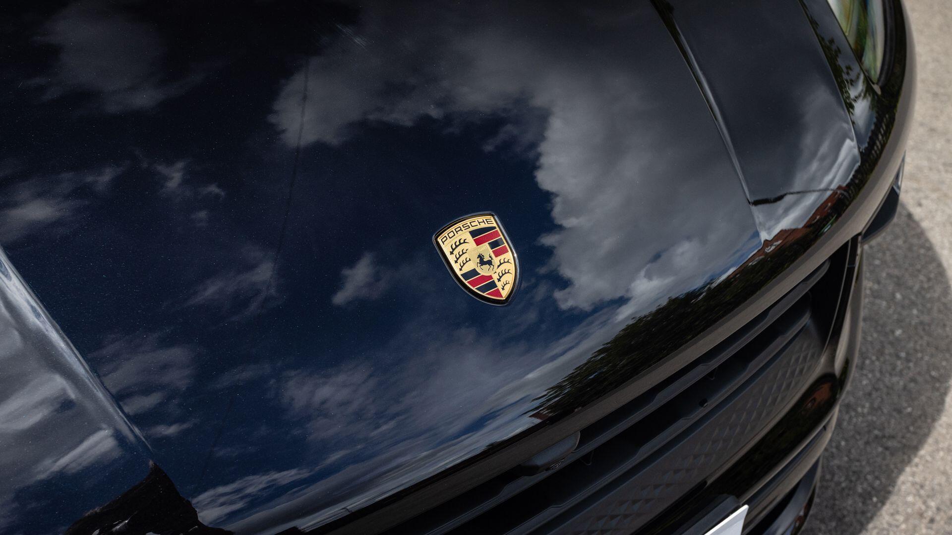 Porsche Macan view 26
