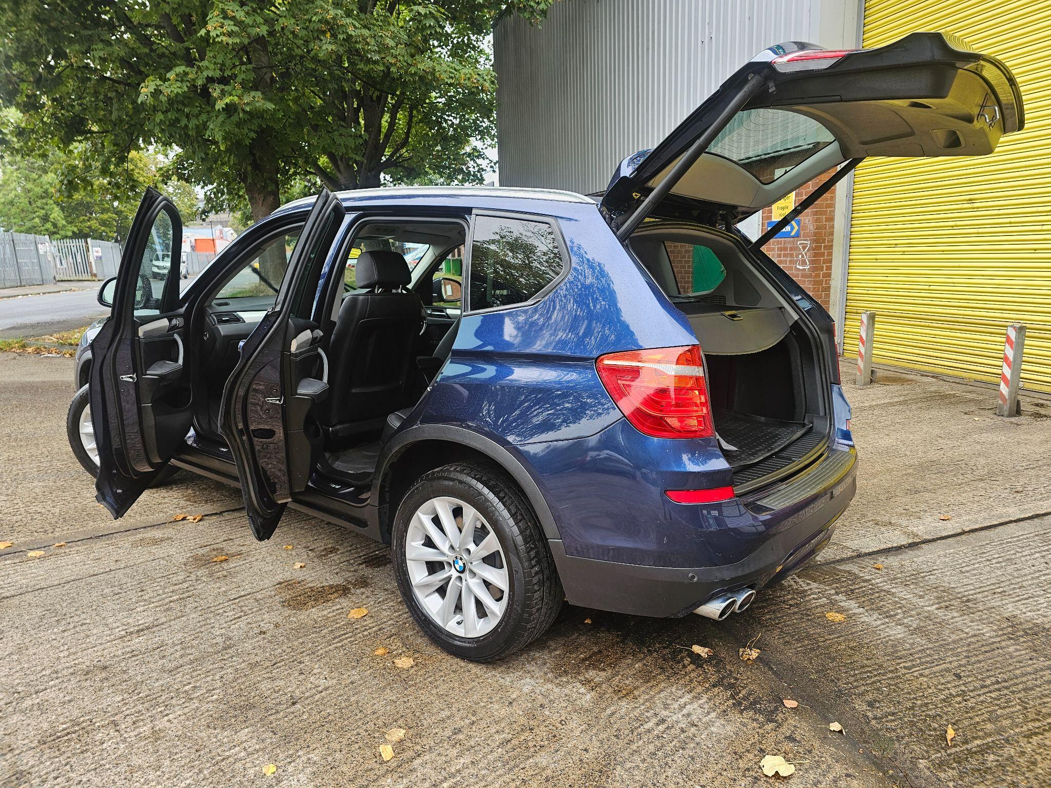 BMW X3 view 32