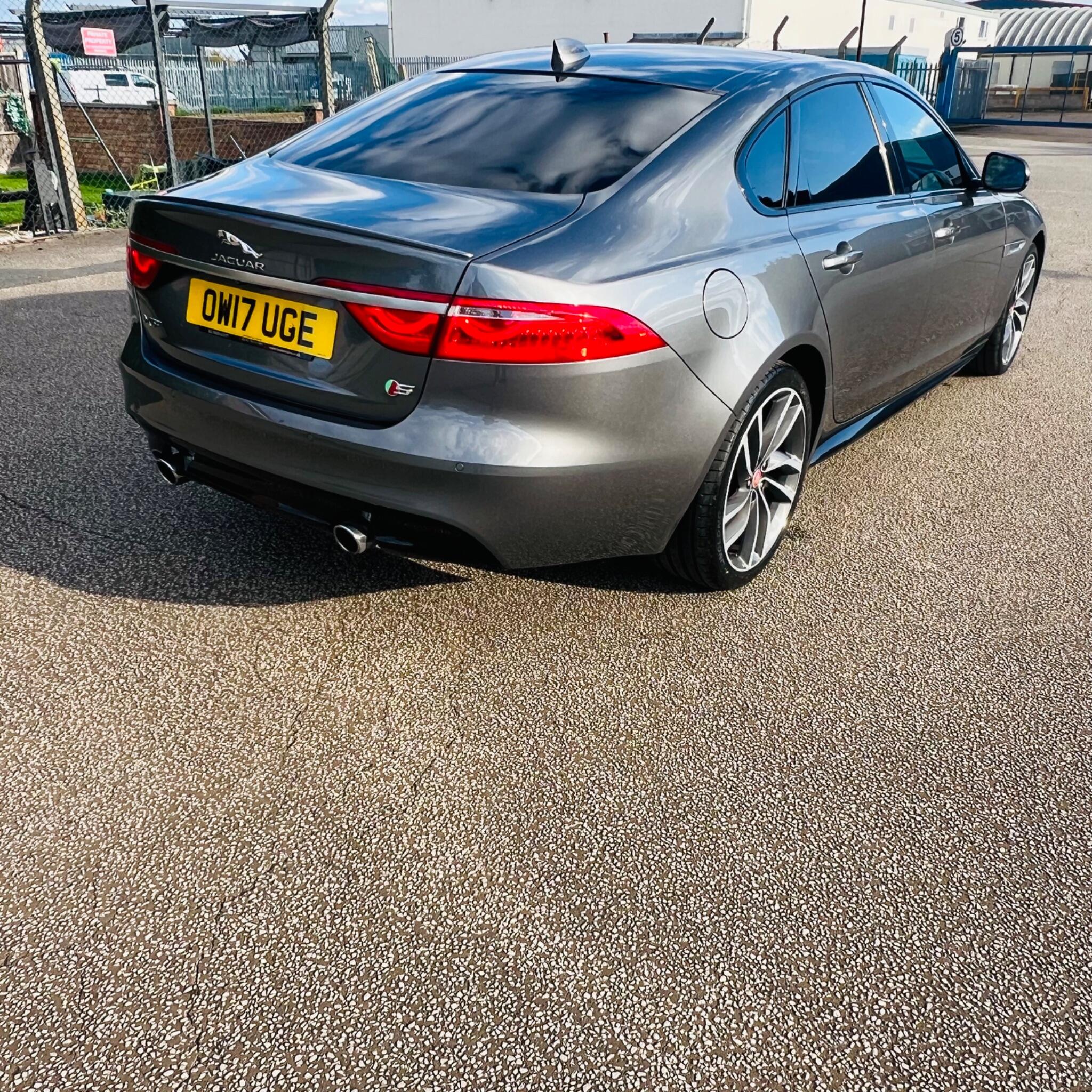 Jaguar XF view 46