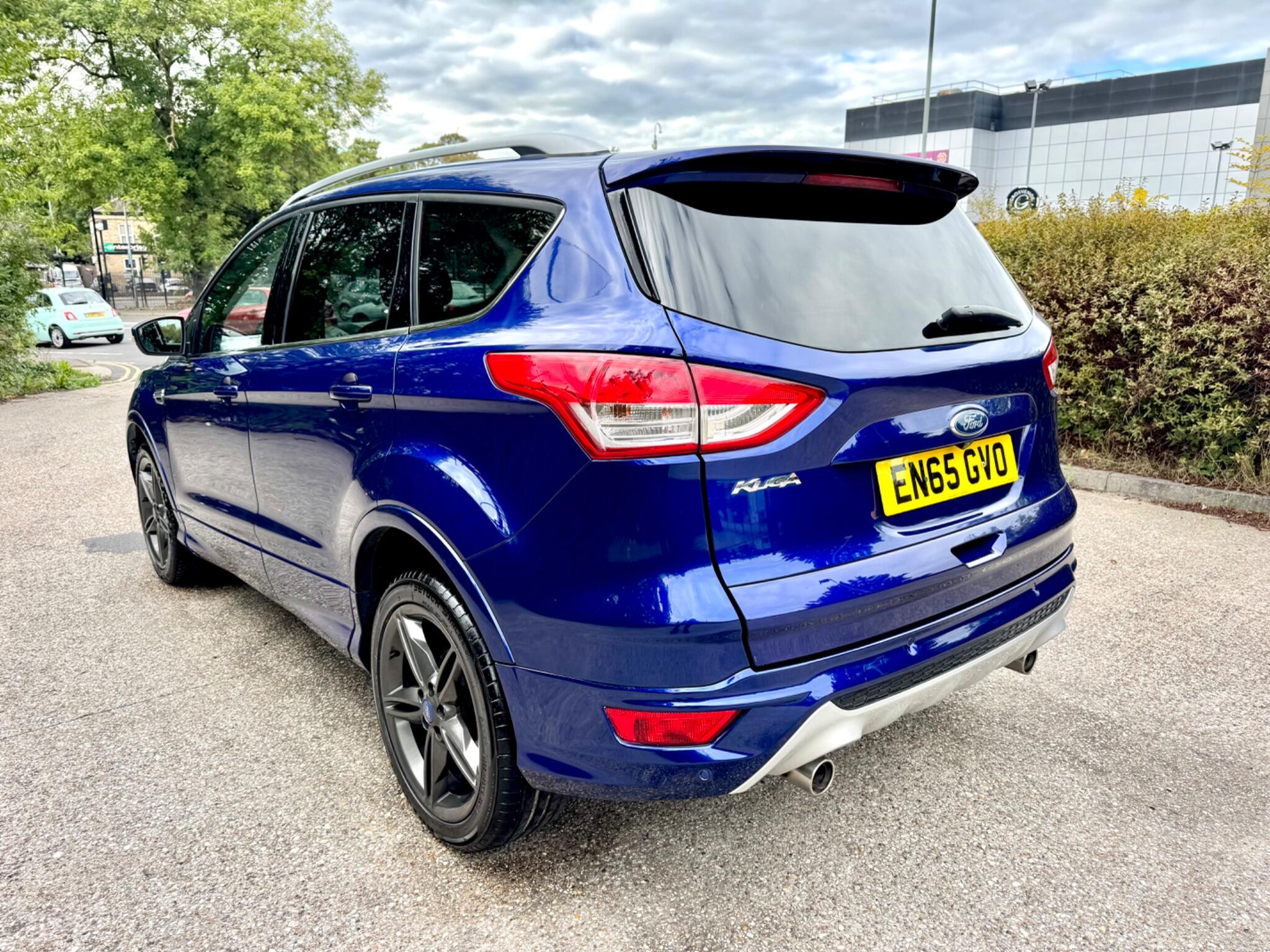 Ford Kuga view 5