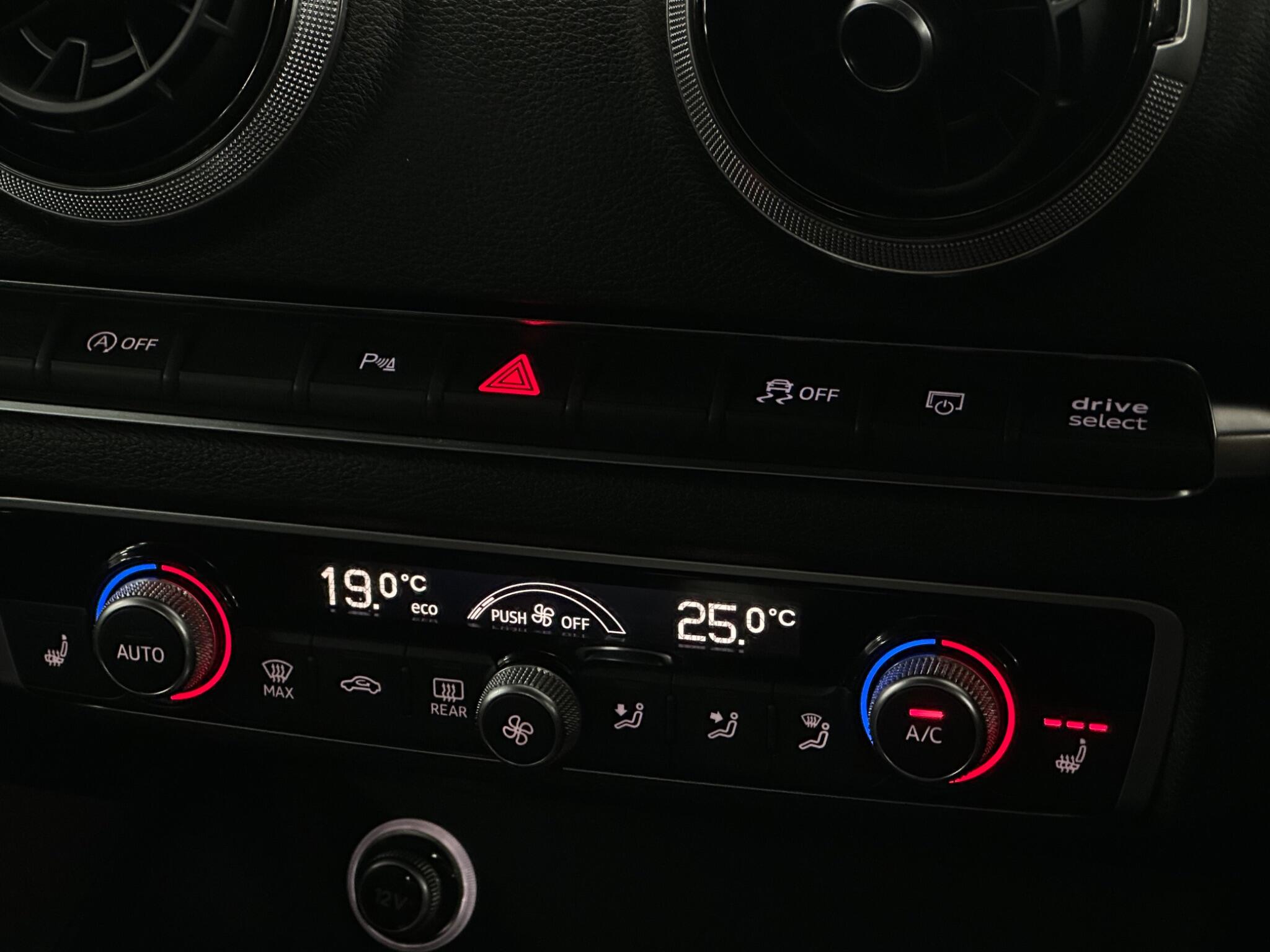 Audi A3 view 28