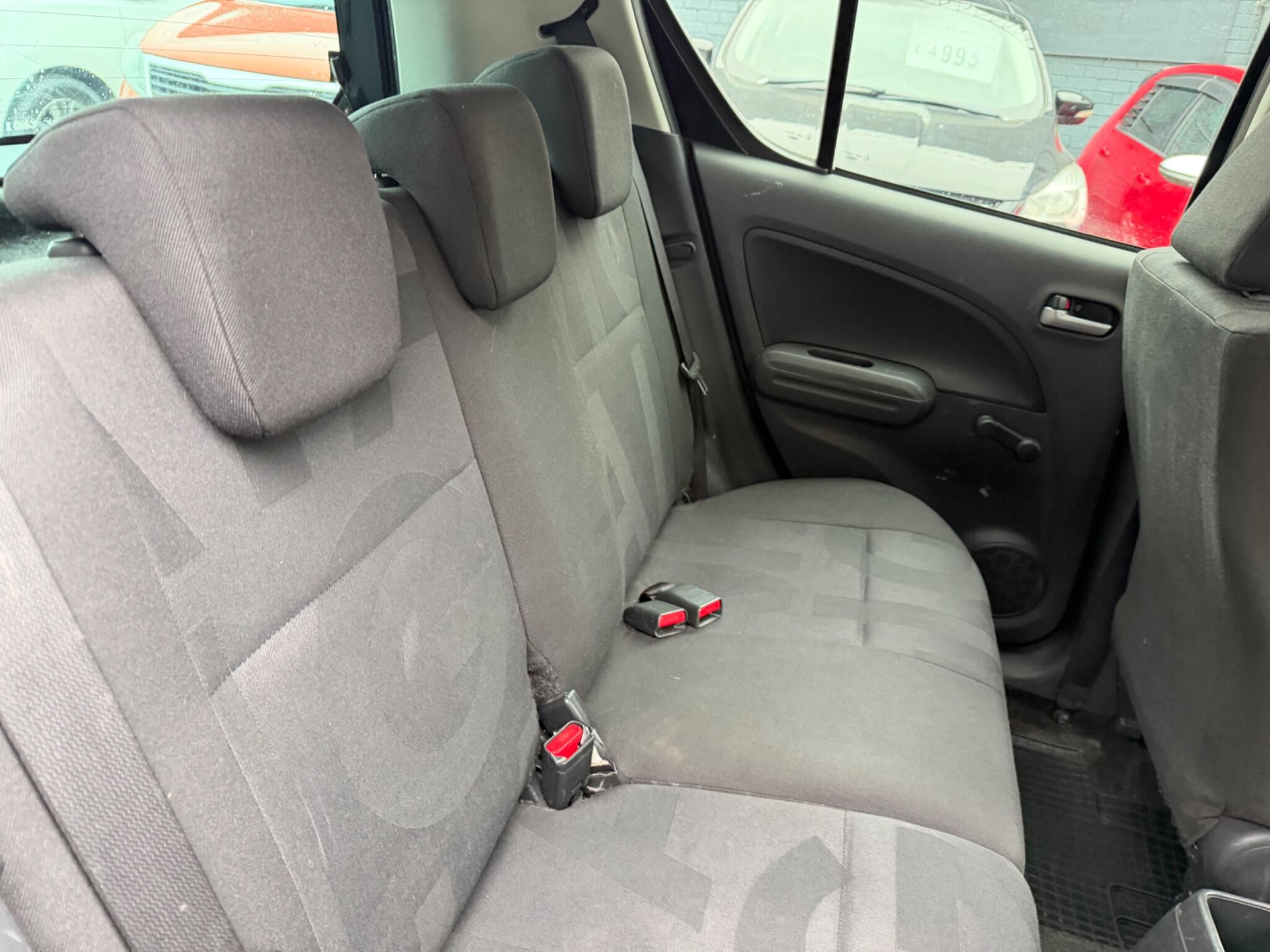 Vauxhall Agila view 31