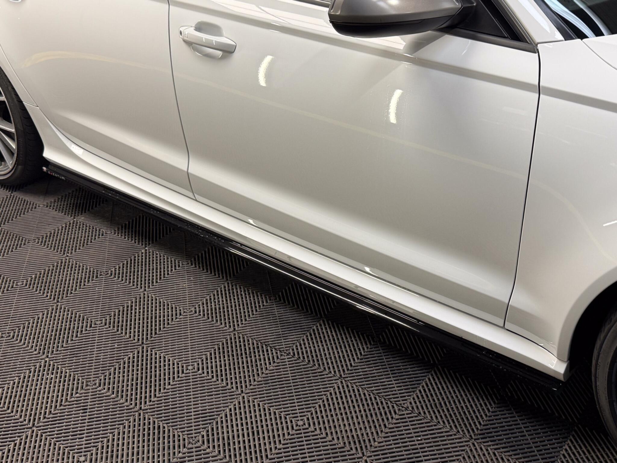 Audi RS6 Avant view 19