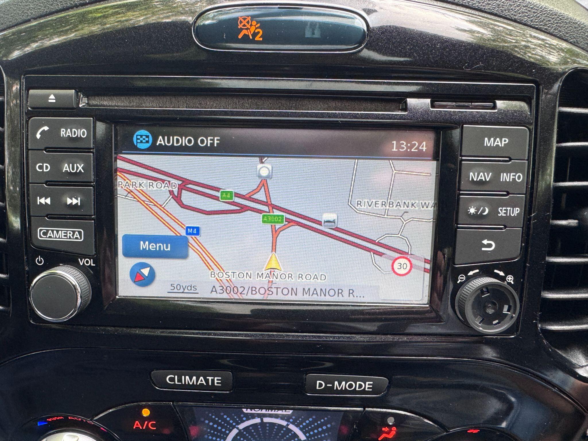 2015 Nissan Juke image 21