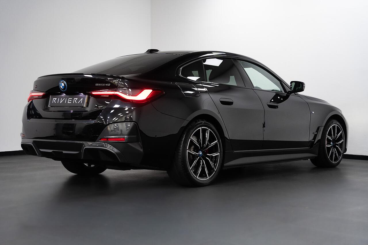 BMW I4 view 41