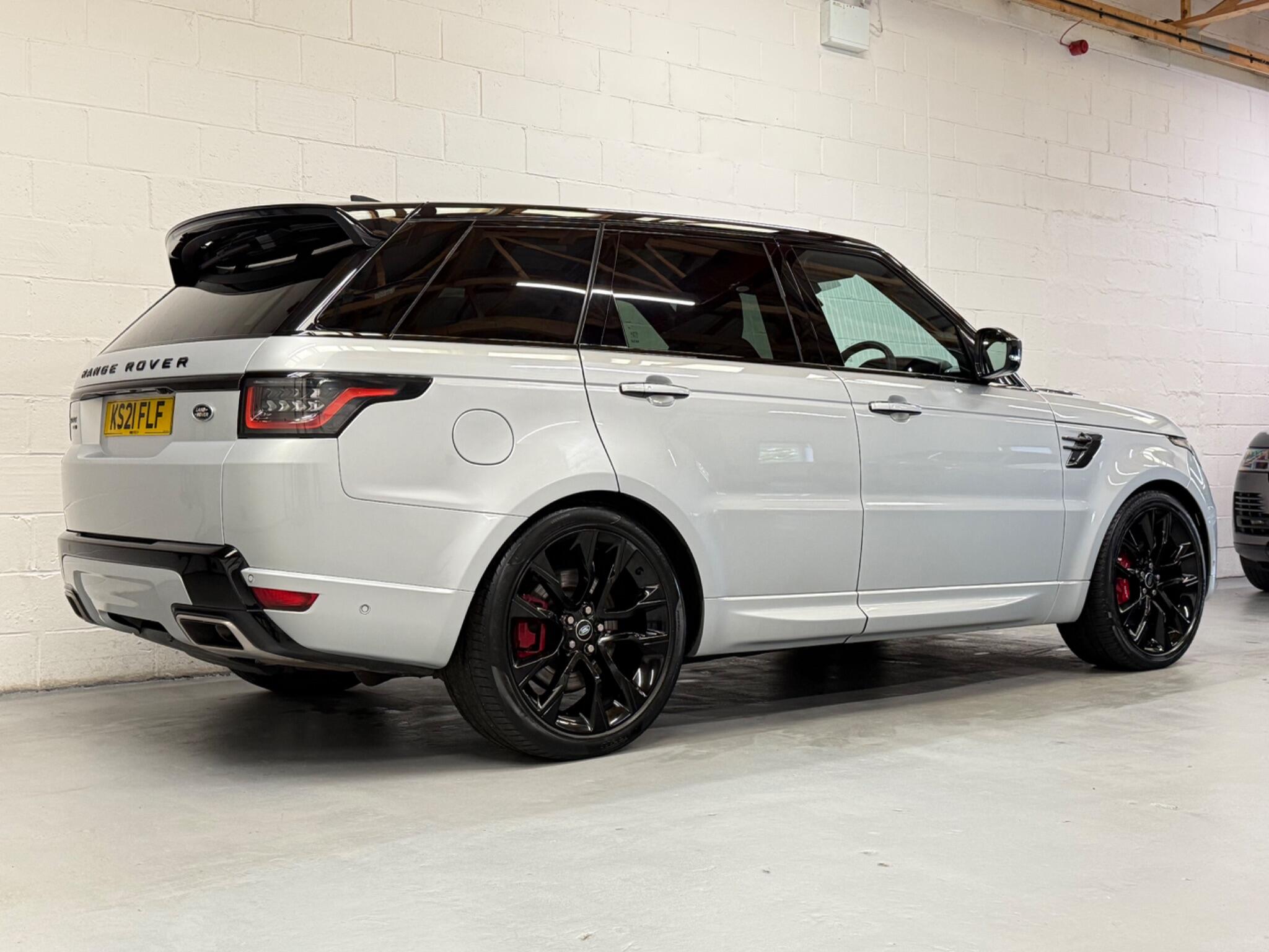 Land Rover Range Rover Sport view 9