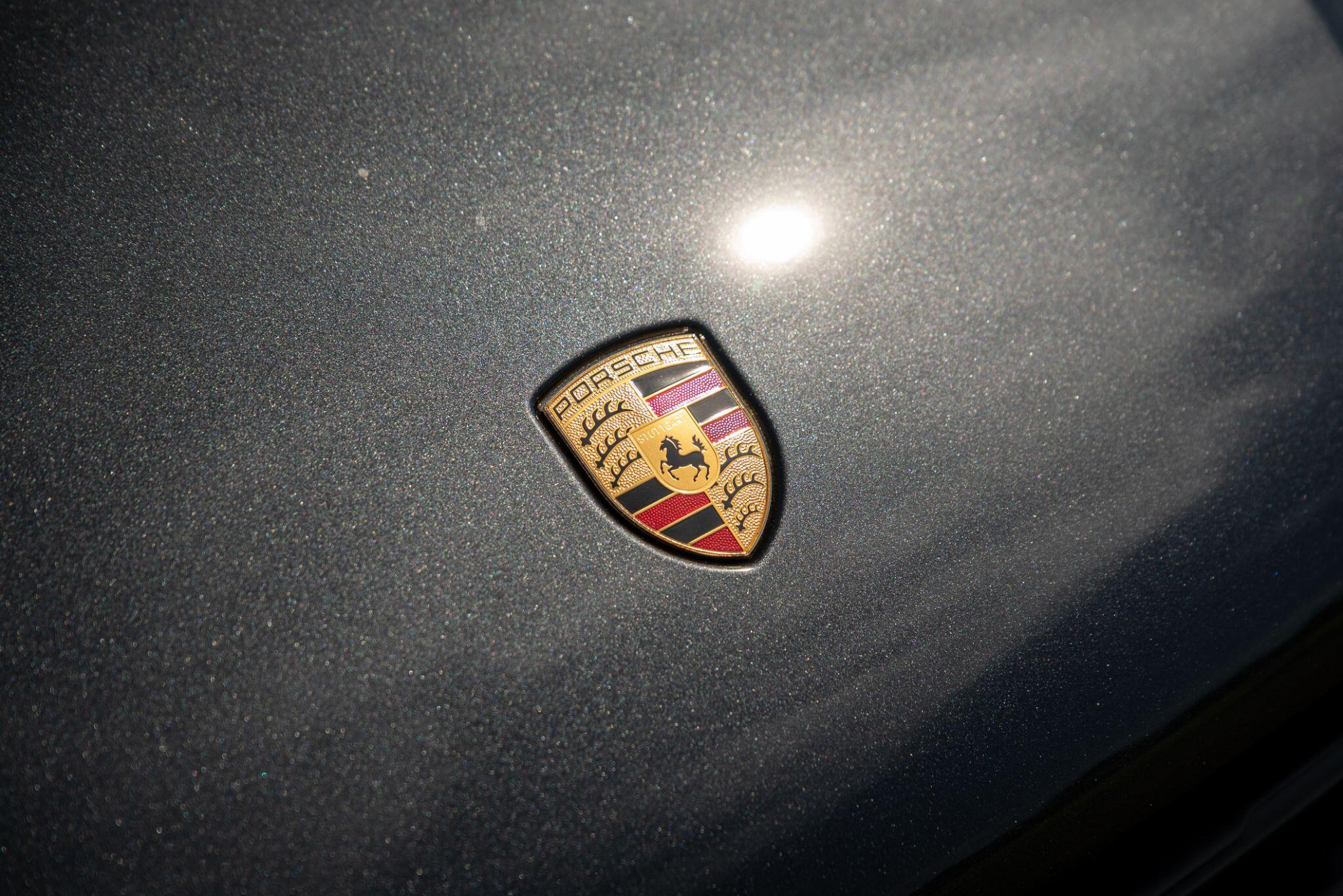 Porsche Macan view 95