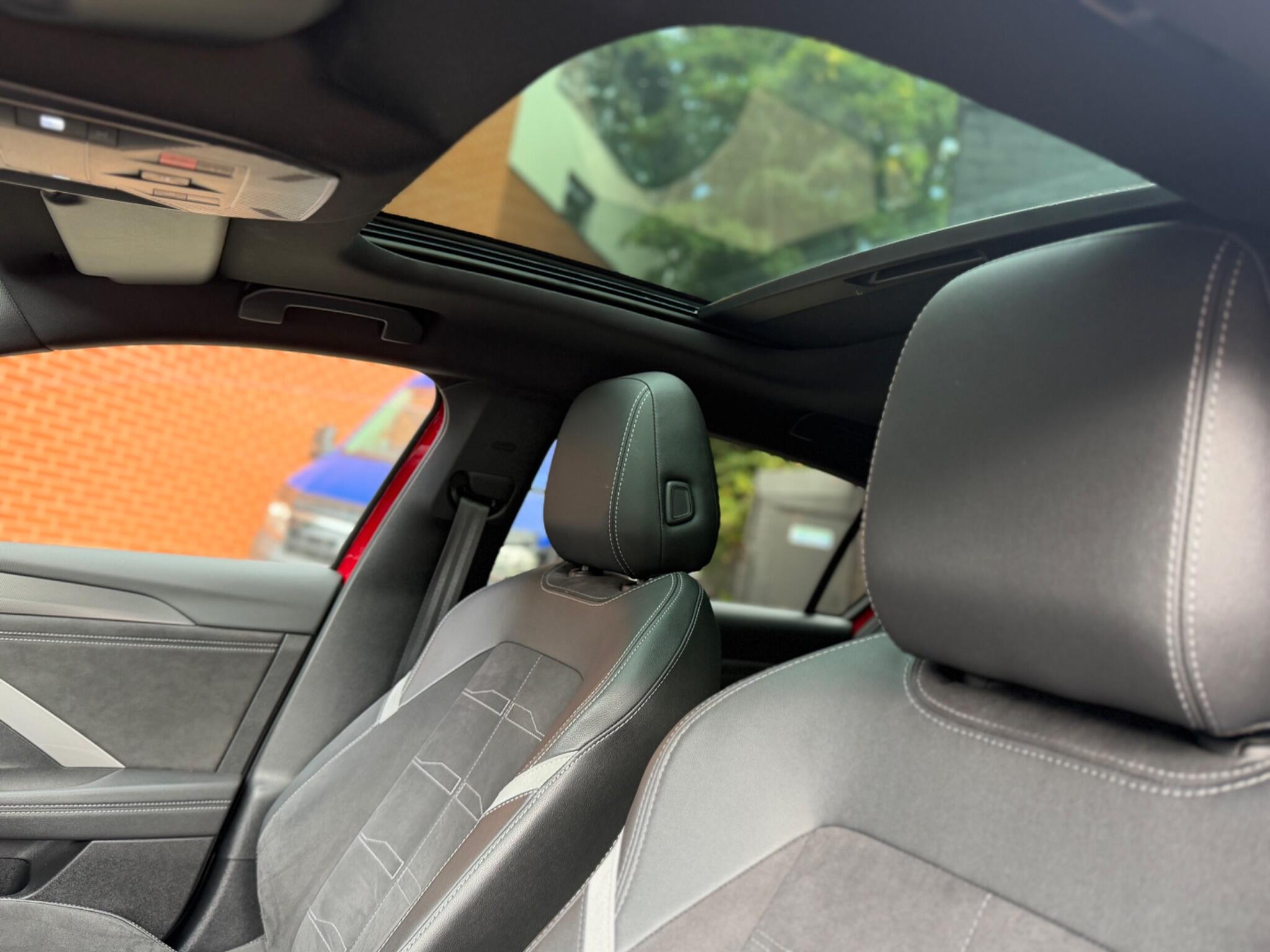 Vauxhall Astra Electric view 42