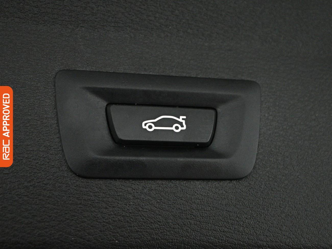 BMW X1 view 28
