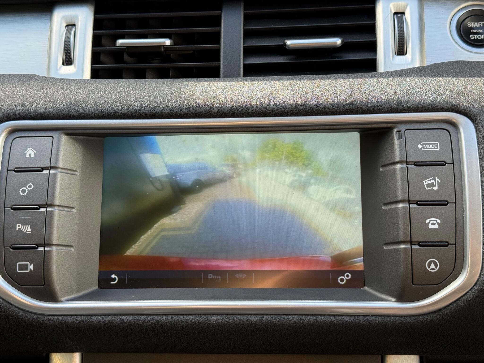 Land Rover Range Rover Evoque view 31