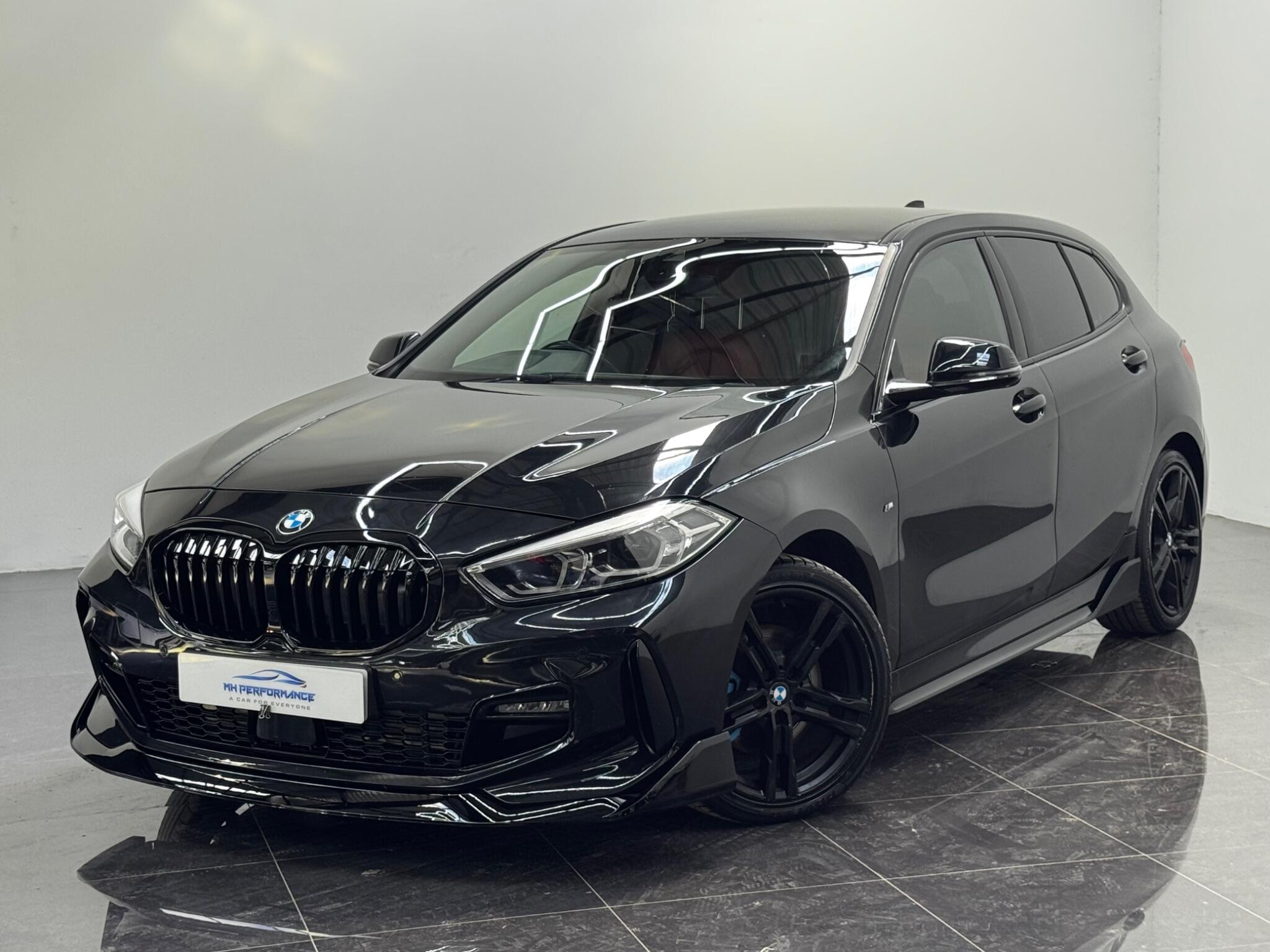 BMW 1 Series view 44