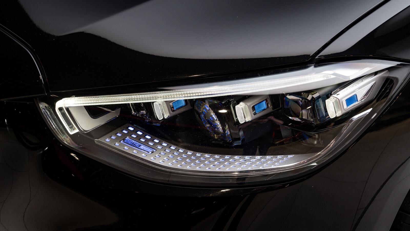 Mercedes-Benz S Class view 47