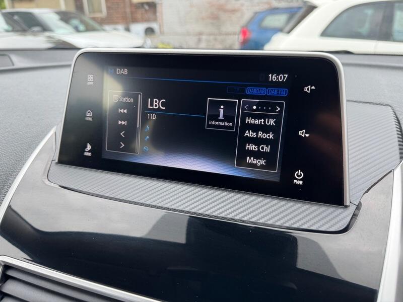 Mitsubishi Eclipse Cross view 19
