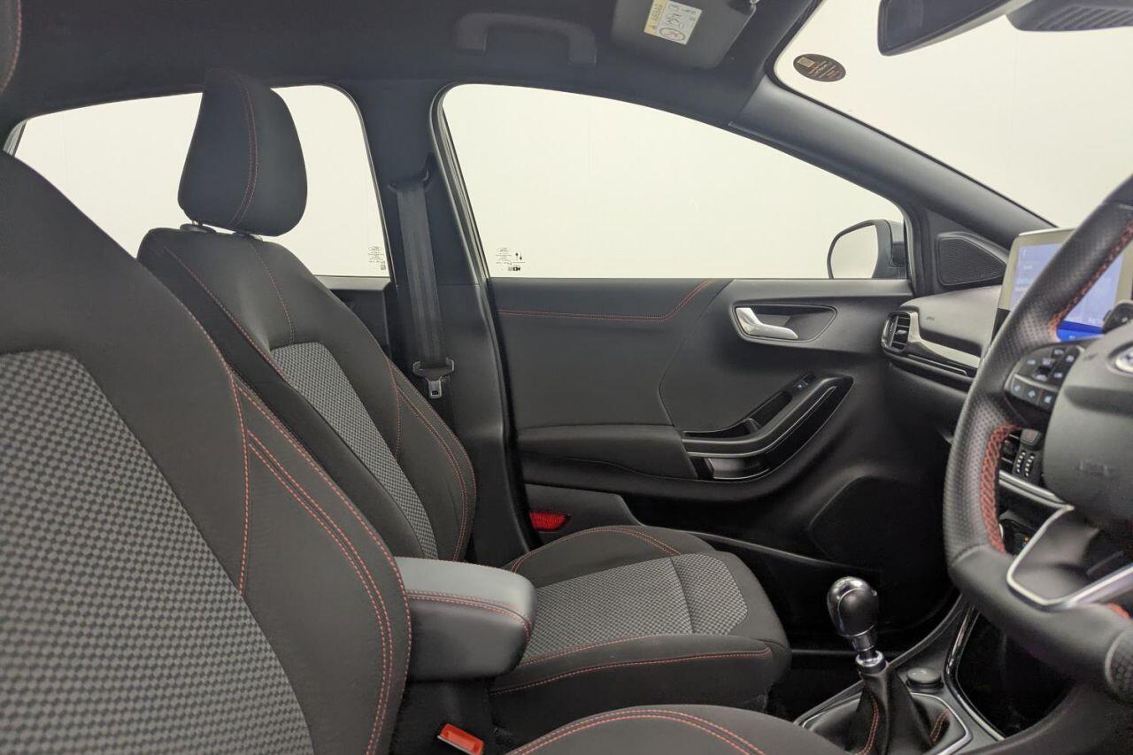 Ford Puma view 3