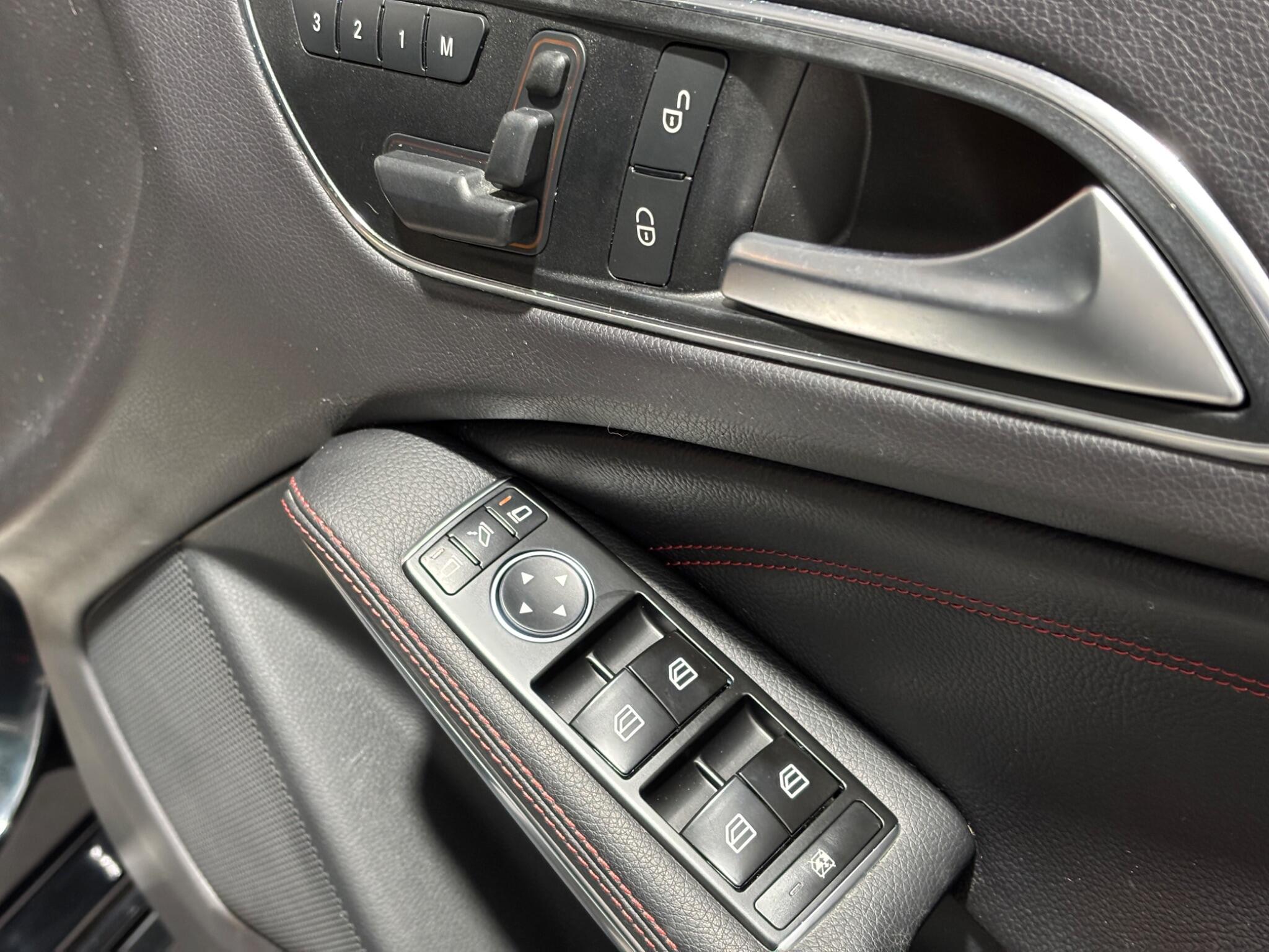 Mercedes-Benz A Class view 28