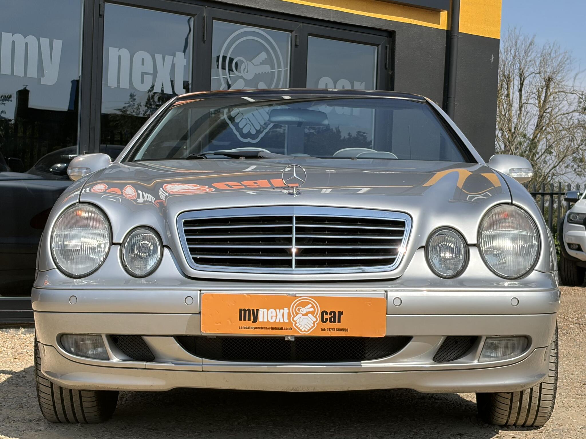 Mercedes-Benz CLK view 2
