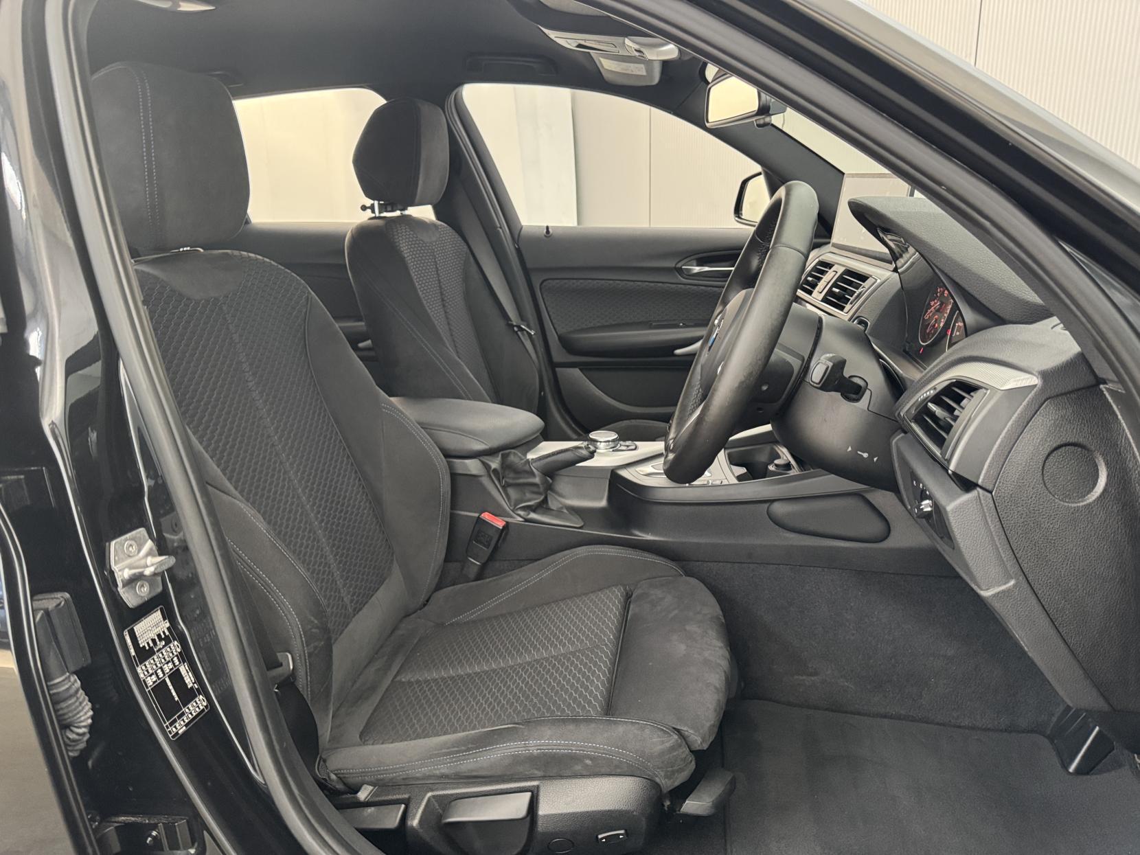 BMW 1 Series view 53