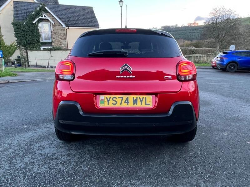 2024 Citroen C3 1.2 PureTech PLUS Euro 6 (s/s) 5dr • 14,992 miles image 10