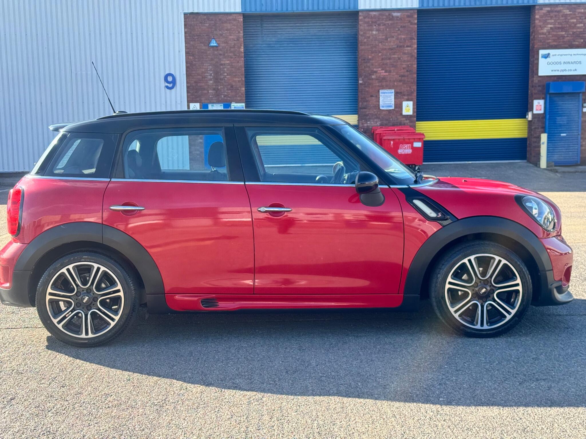 Mini Countryman view 14