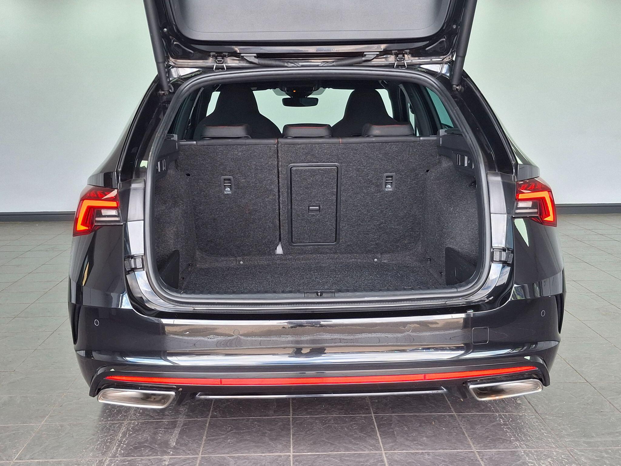 Skoda Octavia view 22