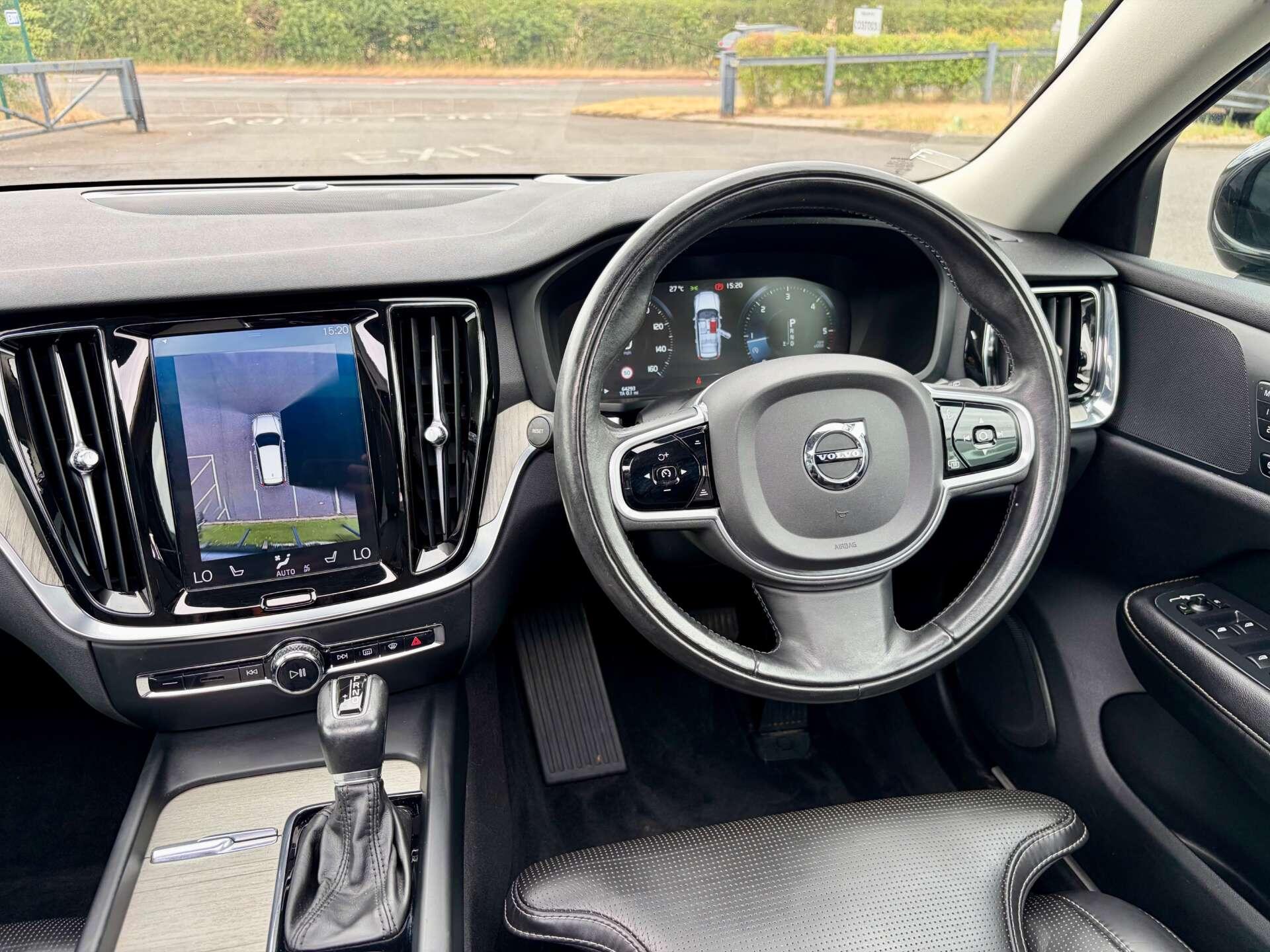Volvo V60 view 2