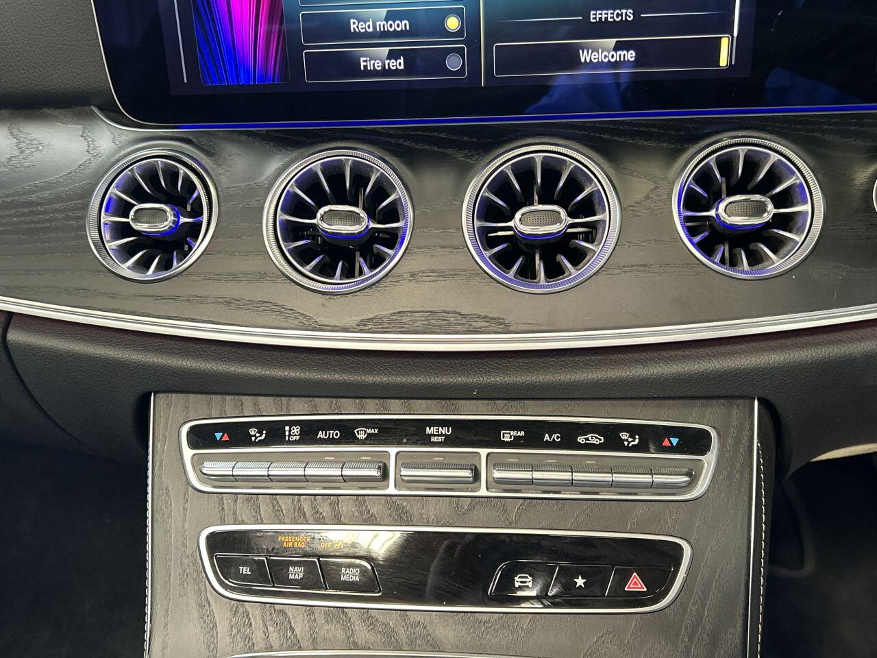 Mercedes-Benz E Class view 43