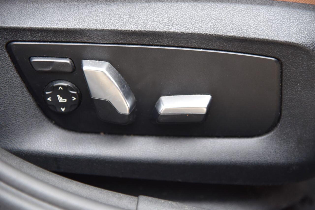 BMW 5 Series view 56