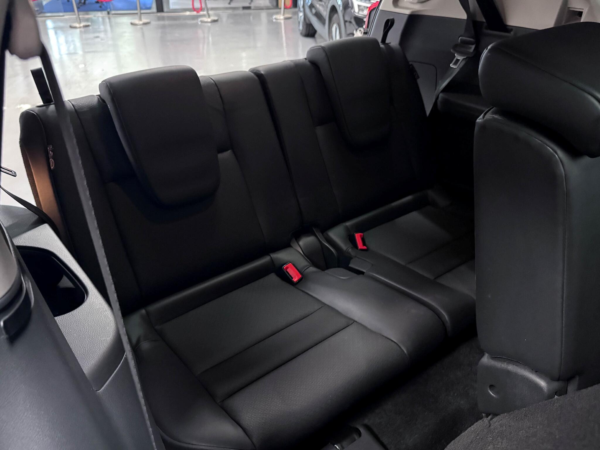 Nissan X-Trail view 11
