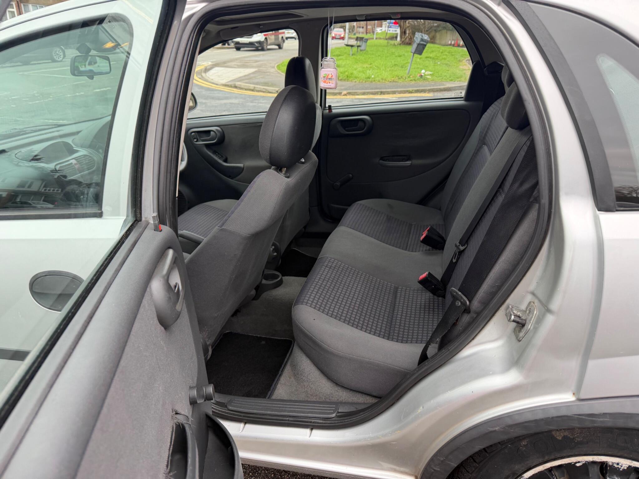 2002 Vauxhall Corsa image 24