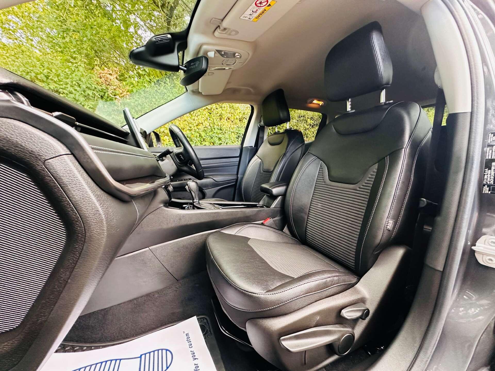 Jeep Compass view 9