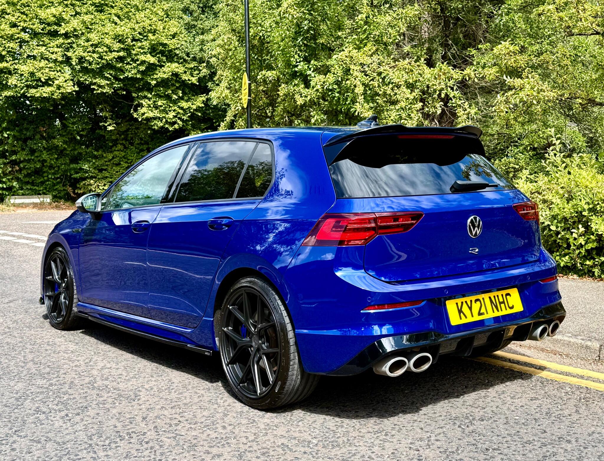 Volkswagen Golf view 23