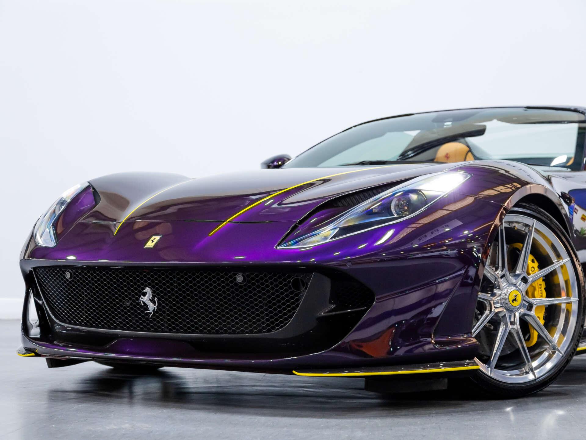 Ferrari 812 view 19