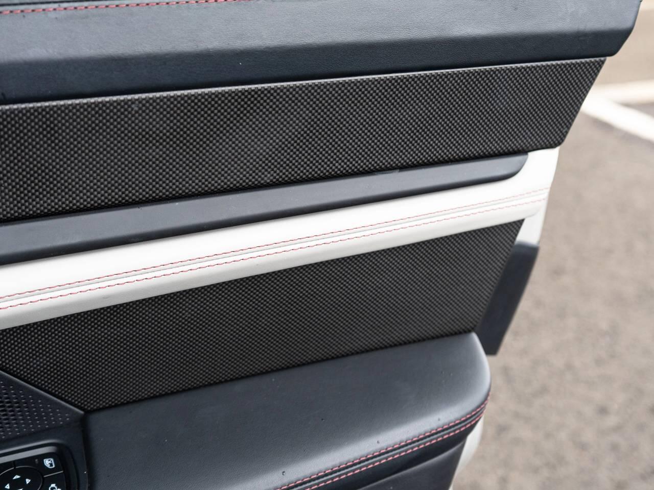 Porsche Taycan view 39