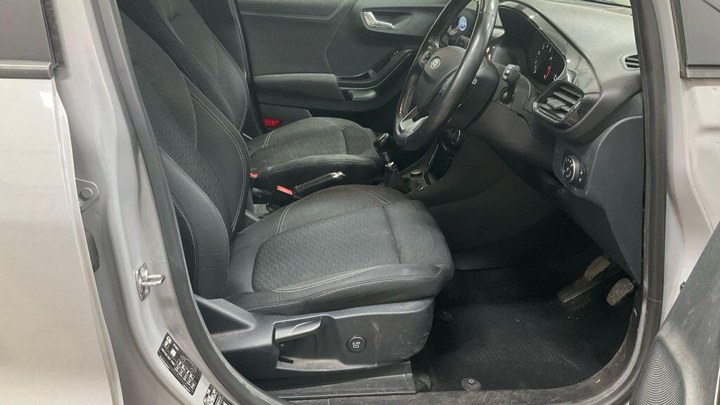 Ford Puma view 2