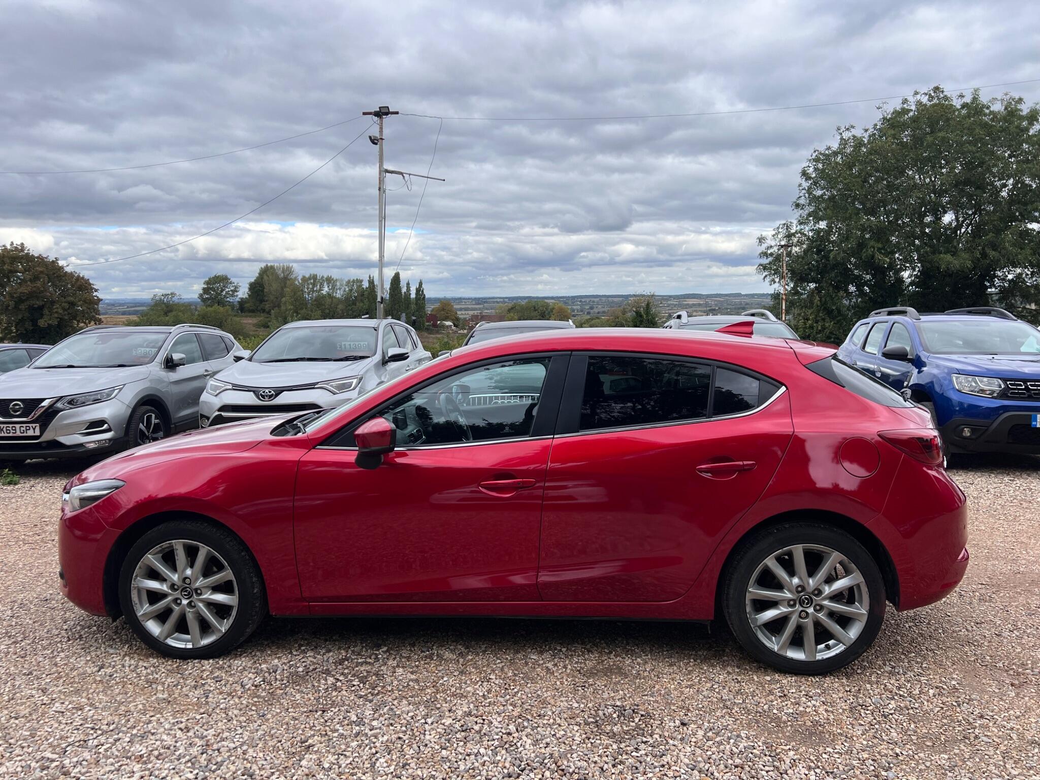 Mazda Mazda3 view 10