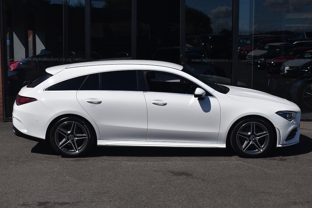 Mercedes-Benz Cla view 14